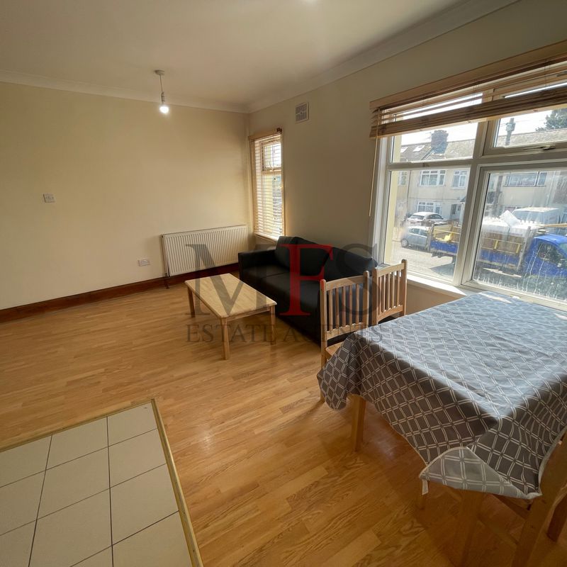 Property To Rent Norwood Road, Southall, UB2 | 1 Bedroom Flat through MFS Estate Agents Norwood Green