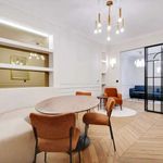 Appartement de 72 m² avec 1 chambre(s) en location à Paris