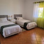 Rent 2 bedroom house of 100 m² in Vila do Bispo
