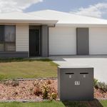 Rent 3 bedroom apartment of 450 m² in Queensland