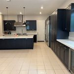 Rent 4 bedroom apartment of 320 m² in Irvine