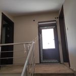  İzmir konumunda 7 yatak odalı 300 m² ev