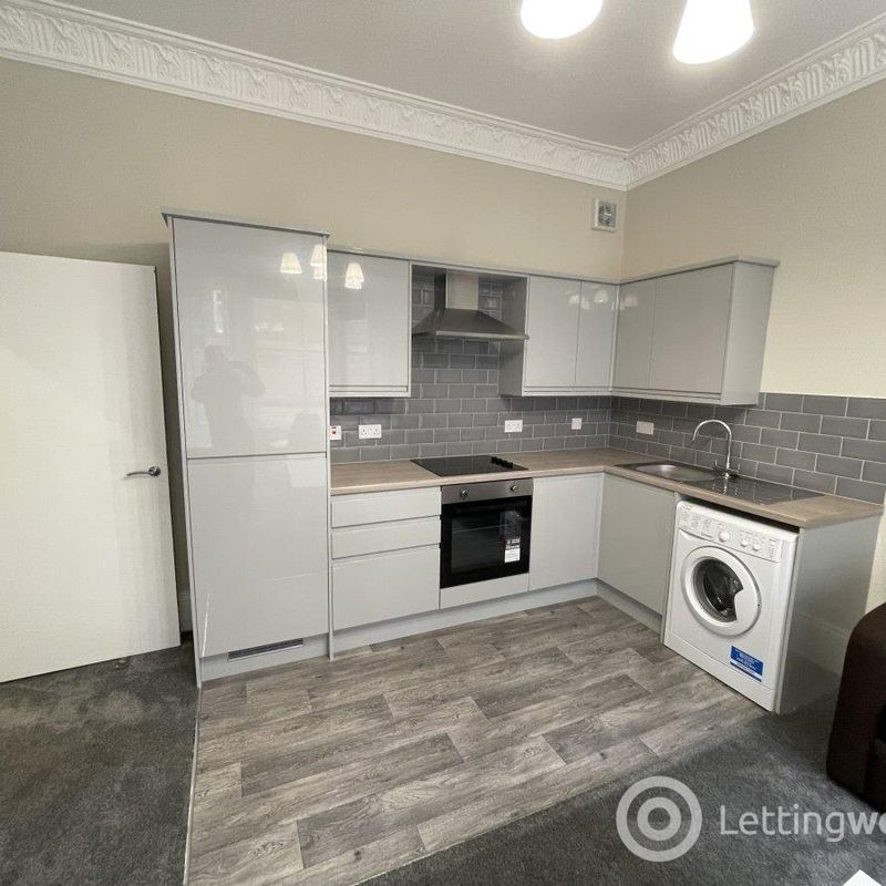 4 Bedroom Flat to Rent at Dundee/City-Centre, Coldside, Dundee, Dundee-City, Tay-Bridges, England Victoria