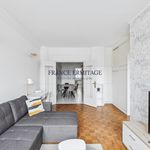 Appartement de 53 m² avec 1 chambre(s) en location à Paris