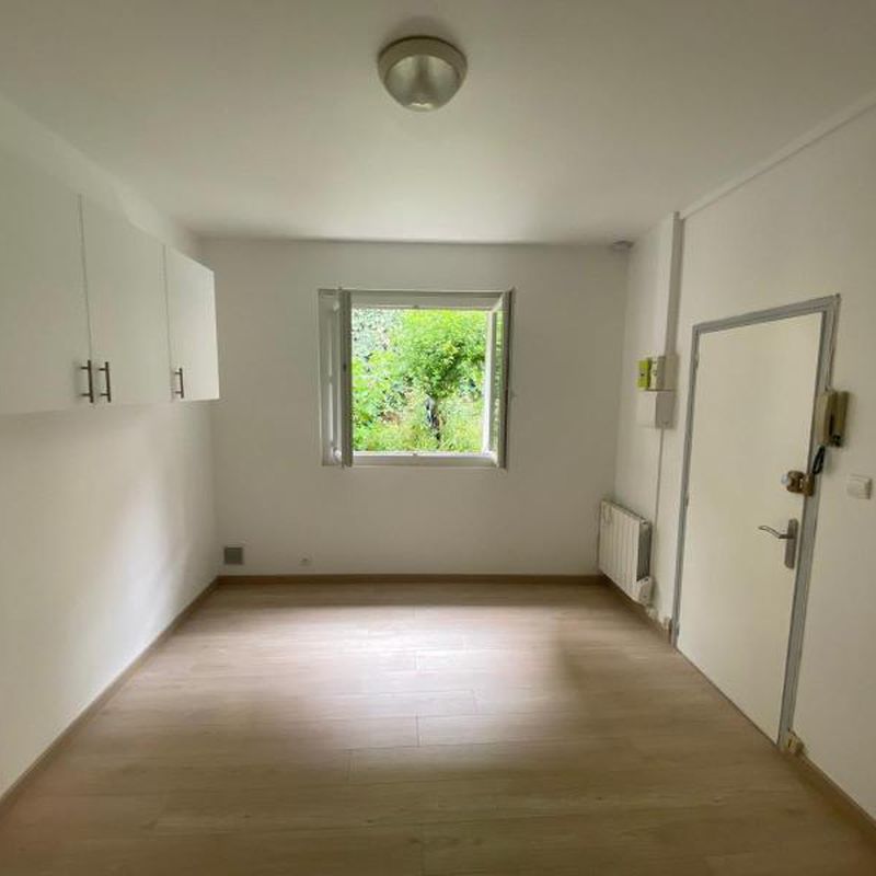 Appartement T1 18m2 à louer
        (Toulouse - Guilhemery) - Agestis Immobilier