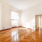 Rent 5 bedroom apartment of 275 m² in Roma