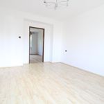 Pronajměte si 2 ložnic/e byt o rozloze 65 m² v Čelákovice