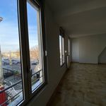 Rent 3 bedroom apartment of 58 m² in Saumur