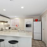 3 bedroom house in Caulfield North