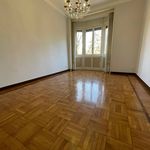 Rent 4 bedroom apartment of 115 m² in Milan