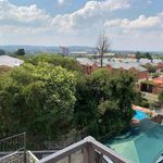 Rent 12 bedroom house of 1500 m² in Johannesburg