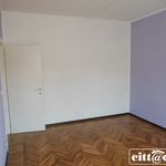 Affitto 5 camera appartamento di 50 m² in Chivasso