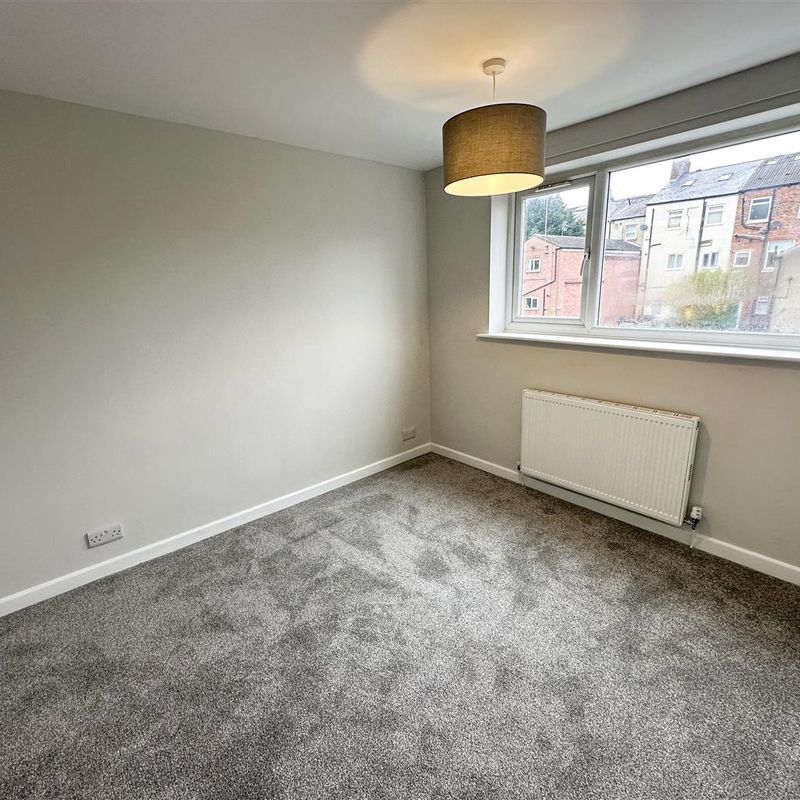 2 Bedroom Flat for rent in Elmfield Lodge, Welbeck Road, Doncaster Belle Vue