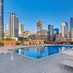 Rent 1 bedroom apartment of 740 m² in Chicago