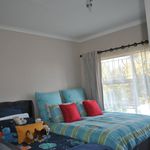 Rent 2 bedroom apartment of 63 m² in Johannesburg
