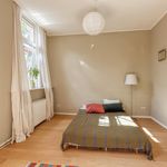 Rent 6 bedroom house of 158 m² in Valkenboskwartier