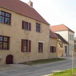 Rent 4 bedroom apartment of 127 m² in Bresnay