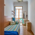 Rent 5 bedroom apartment of 134 m² in Oviedo