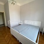 Affitto 4 camera appartamento di 115 m² in Milan