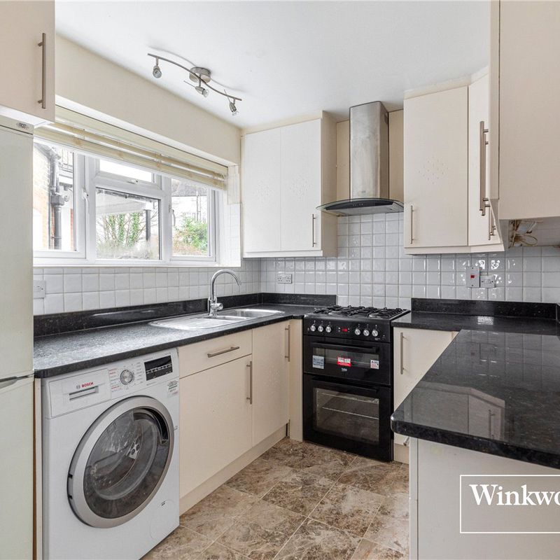 apartment for rent at Granville Road, North Finchley, London, N12, England