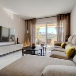 Alquilo 3 dormitorio apartamento de 160 m² en Nueva Andalucía