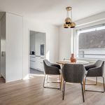 Miete 2 Schlafzimmer wohnung von 74 m² in Zürich