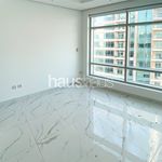 Rent 2 bedroom apartment of 93 m² in Dubai