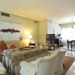Rent 4 bedroom apartment in Seville
