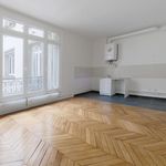 Rent 5 bedroom apartment of 157 m² in Paris