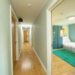 Rent 6 bedroom flat in Cardiff