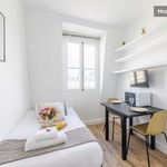 Rent 1 bedroom apartment of 11 m² in Paris 8e Arrondissement