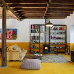 Rent a room of 60 m² in Moledo