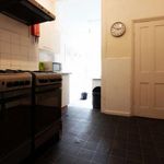 Rent 6 bedroom apartment in London
