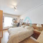 Rent 2 bedroom apartment of 69 m² in Oviedo