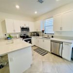 Rent 3 bedroom apartment of 1377 m² in Fort Lauderdale