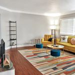 Rent 1 bedroom apartment of 135 m² in Yorba Linda