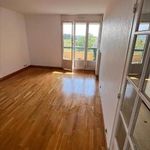 Rent 3 bedroom apartment of 6922 m² in Tournon-sur-Rhône