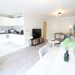 Rent 2 bedroom apartment in Crawley