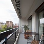 Appartement de 83 m² avec 2 chambre(s) en location à Paris