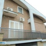Rent 1 bedroom house of 270 m² in Rome