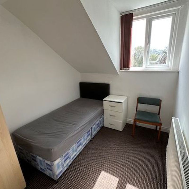 Flat to rent in Dickenson Road, Manchester M14 Longsight