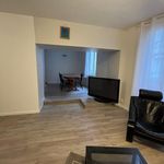 Rent 2 bedroom apartment of 27 m² in Niort