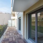 Rent 3 bedroom apartment of 61 m² in Villejuif