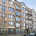 Rent 2 bedroom apartment of 55 m² in Bruxelles