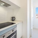 Rent a room of 105 m² in Lisboa