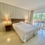 Rent 4 bedroom apartment of 210 m² in Marbella