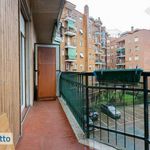 Rent 3 bedroom apartment of 86 m² in Milan