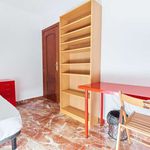 Rent a room of 133 m² in Bormujos