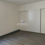 Rent 2 bedroom apartment of 67 m² in Carpentras