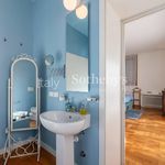 Rent 2 bedroom apartment of 130 m² in Verona
